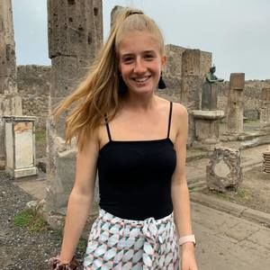 Meet your Posher, Ashley